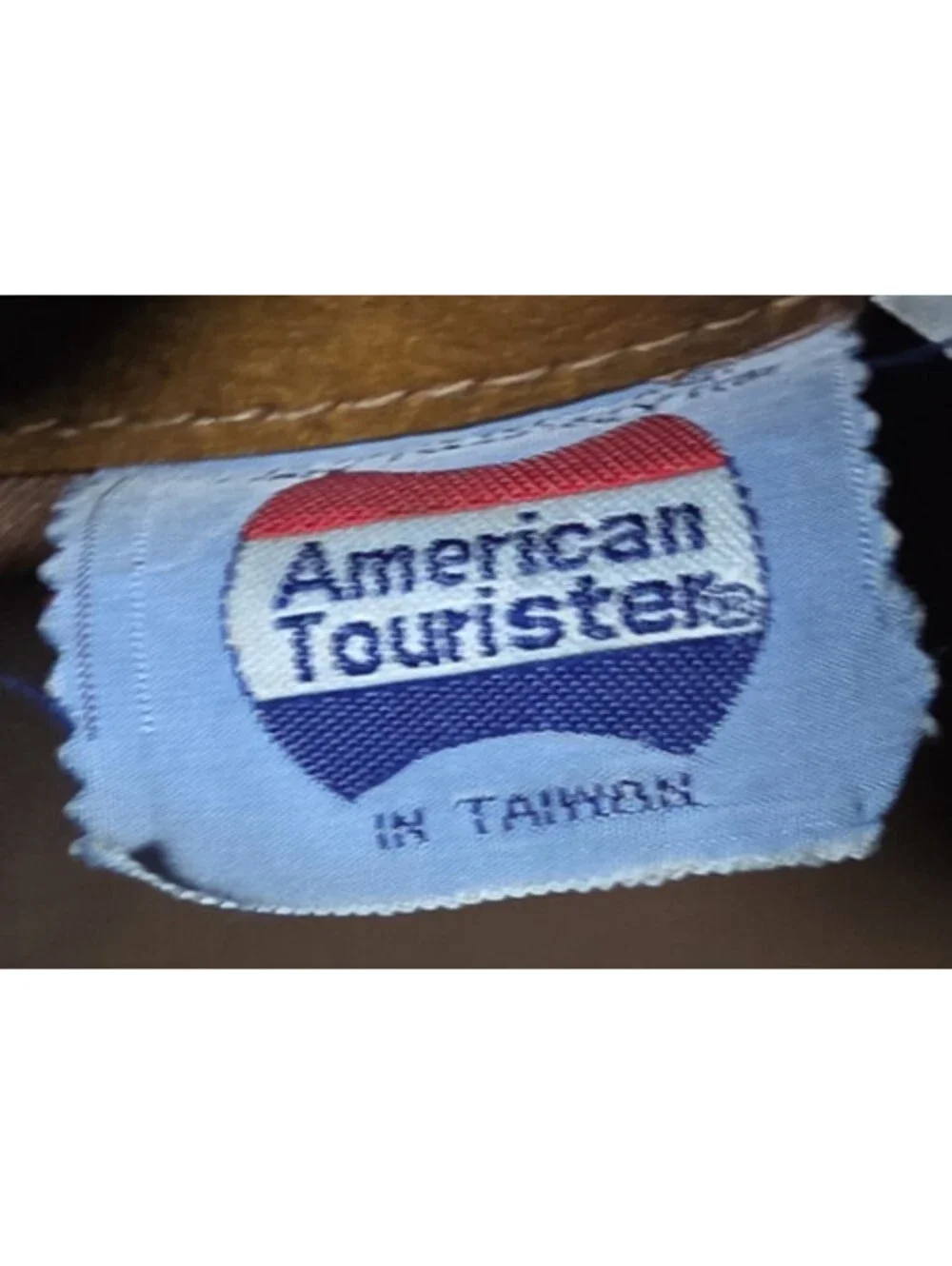 Vintage 1978 American Tourister Faux Leather Shoulder Bag Tan Camera Style AT